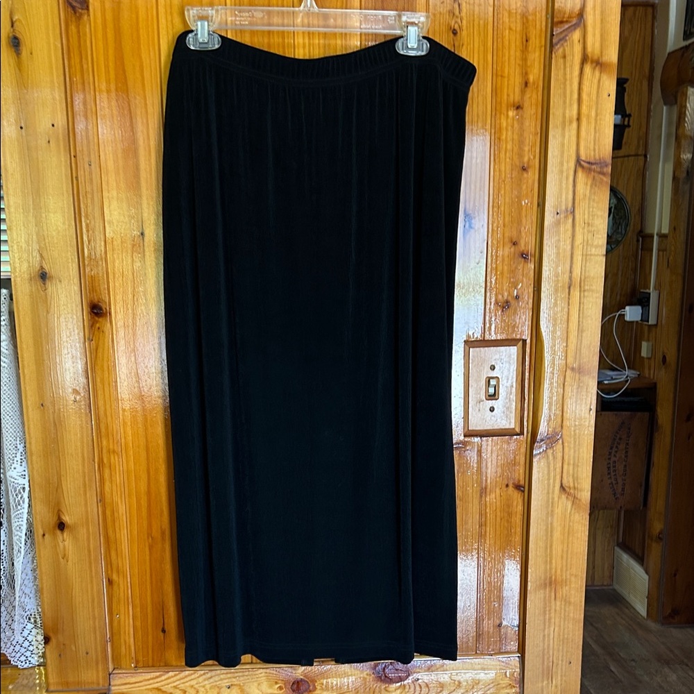 Vikki Vi Black Maxi Skirt with Elastic Waist